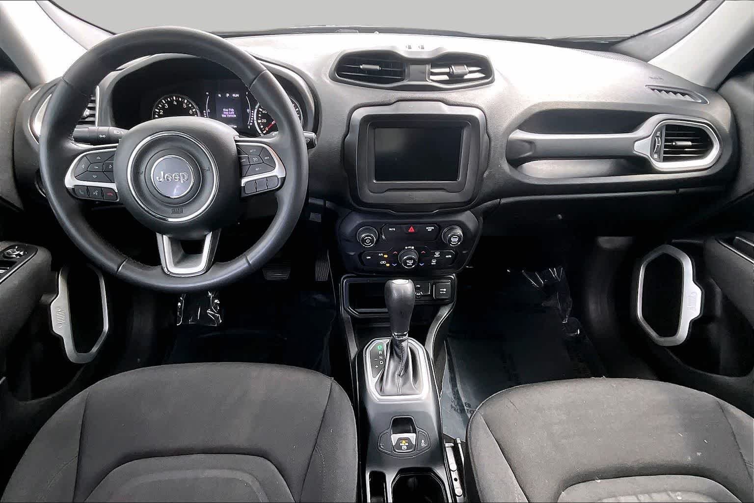 Used 2020 Black Clearcoat Jeep Latitude image 16