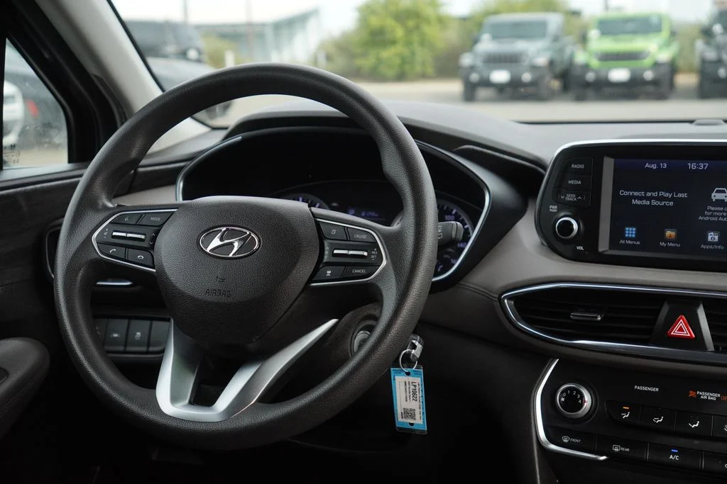Certified Used 2020 Black Hyundai SE image 36