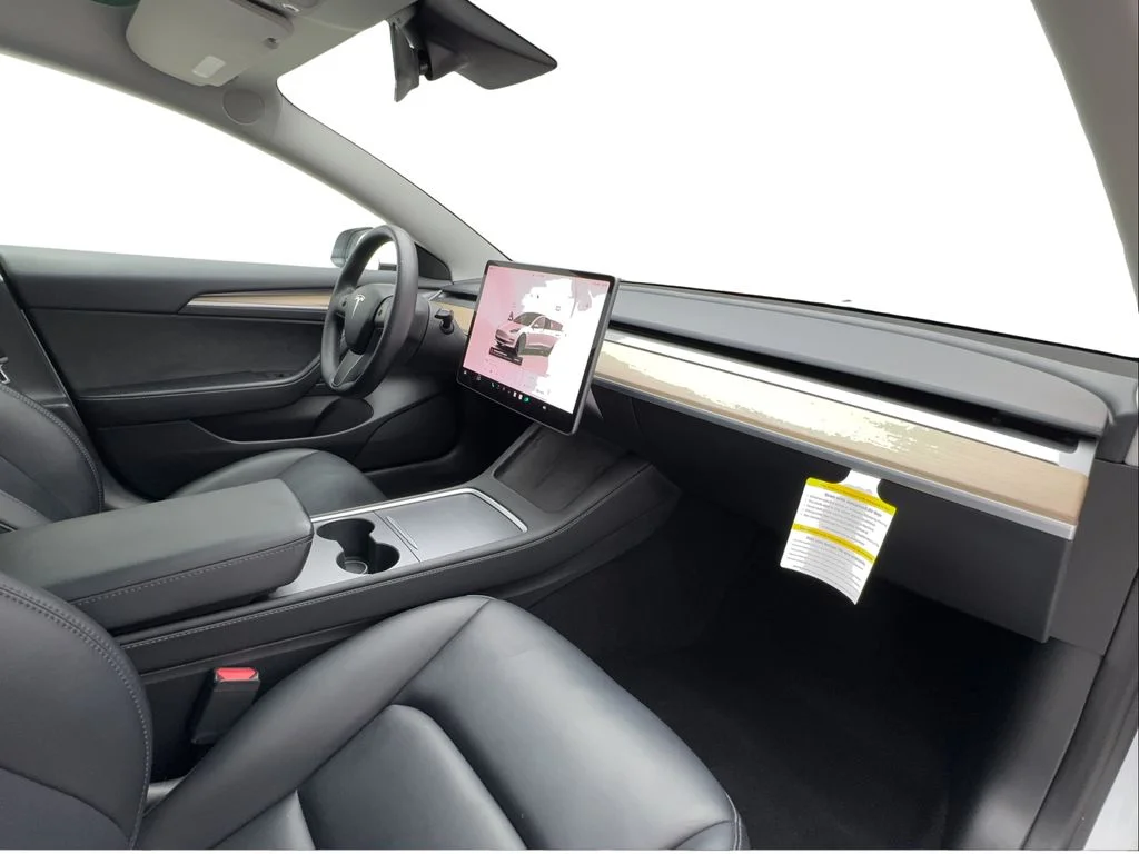 Used 2023 White Tesla Performance image 31