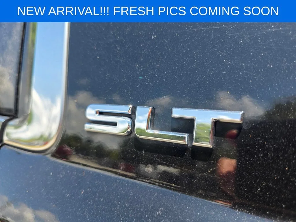 Used 2015 ONYX BLACK GMC SLT image 8
