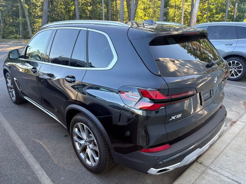 Certified Used 2026 Black BMW xDrive40i image 3