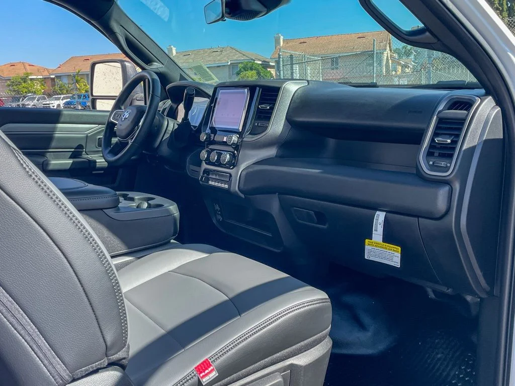 2025 RAM 3500 Chassis Tradesman - Photo 19