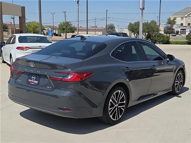 Used 2025 Heavy Metal Toyota XLE image 3