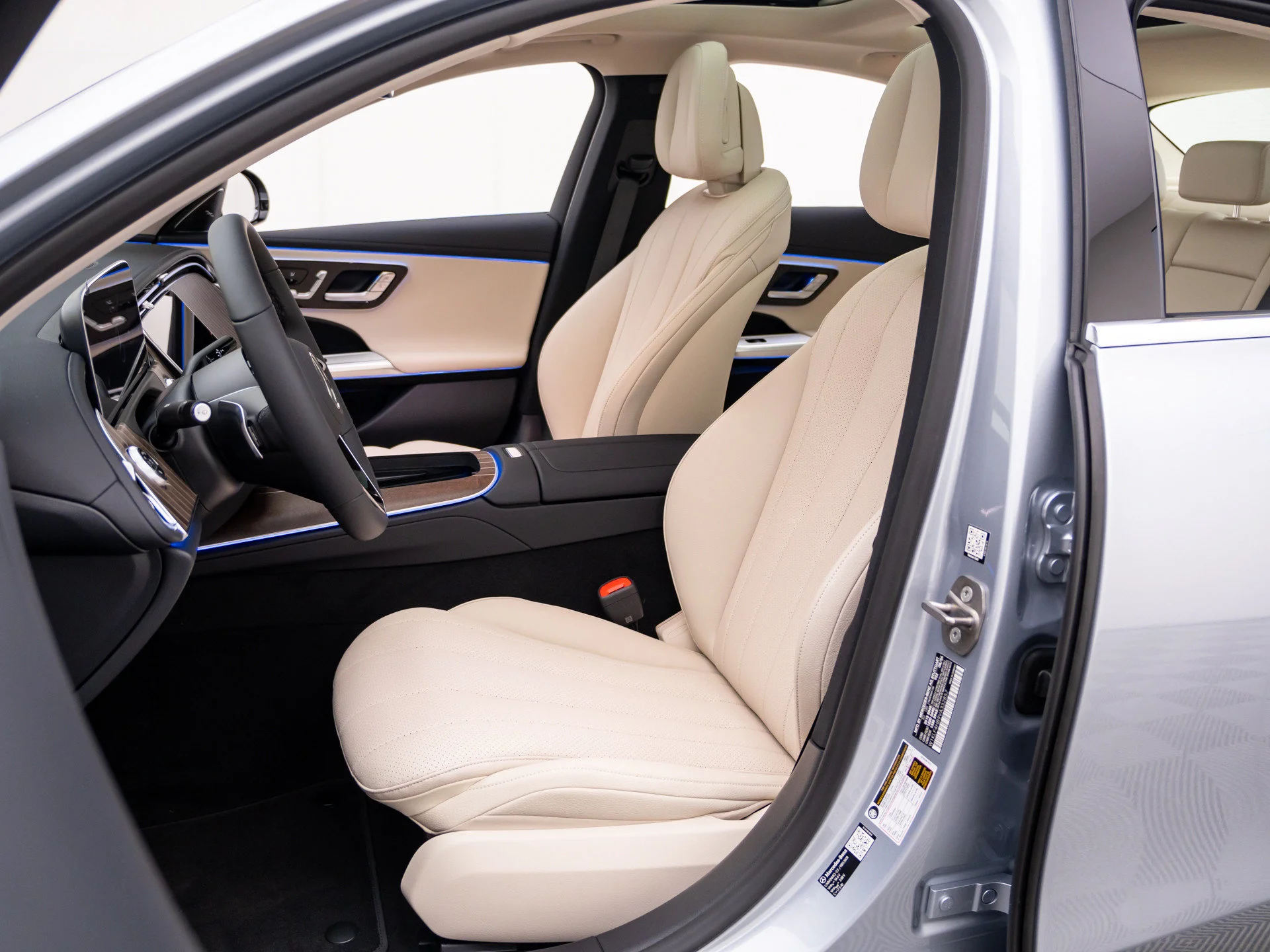 New 2027 Silver Mercedes-Benz E 350 image 17