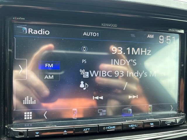 Used 2018 Dark Gray Metallic Subaru Base image 23