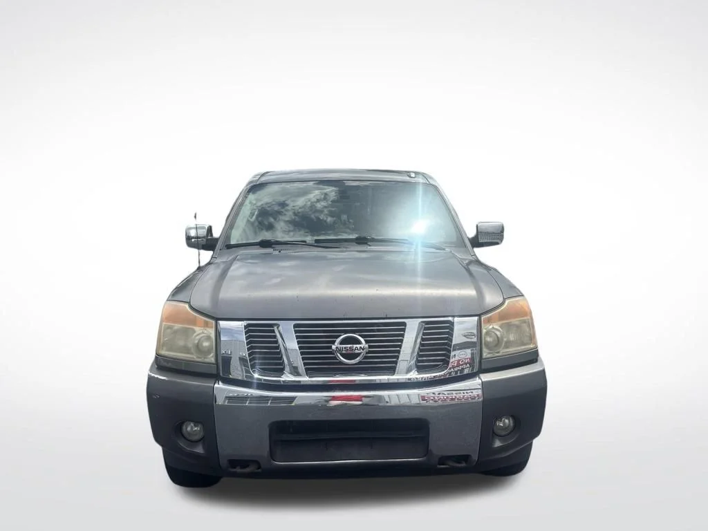 Used 2013 Gun Metallic Nissan SL image 2