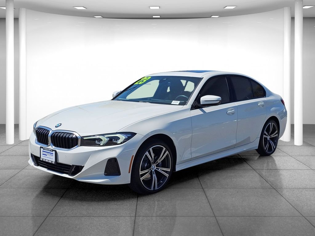 Used 2023 White BMW 330i image 3