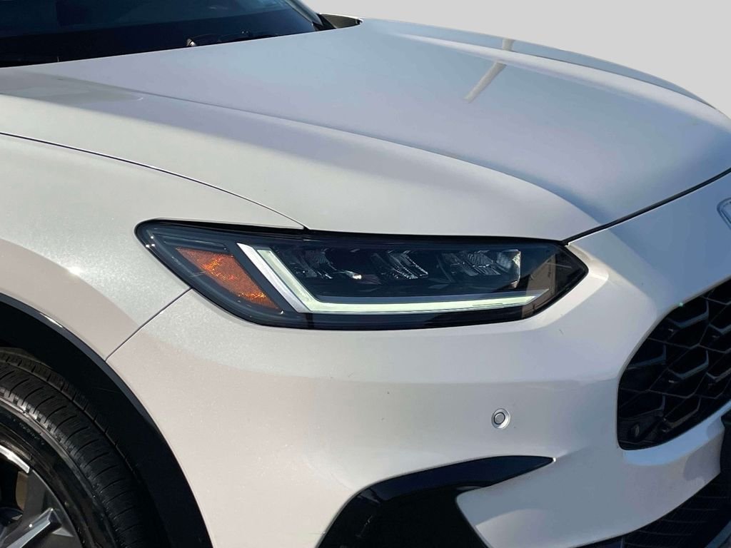 Used 2024 White Honda EX-L image 10