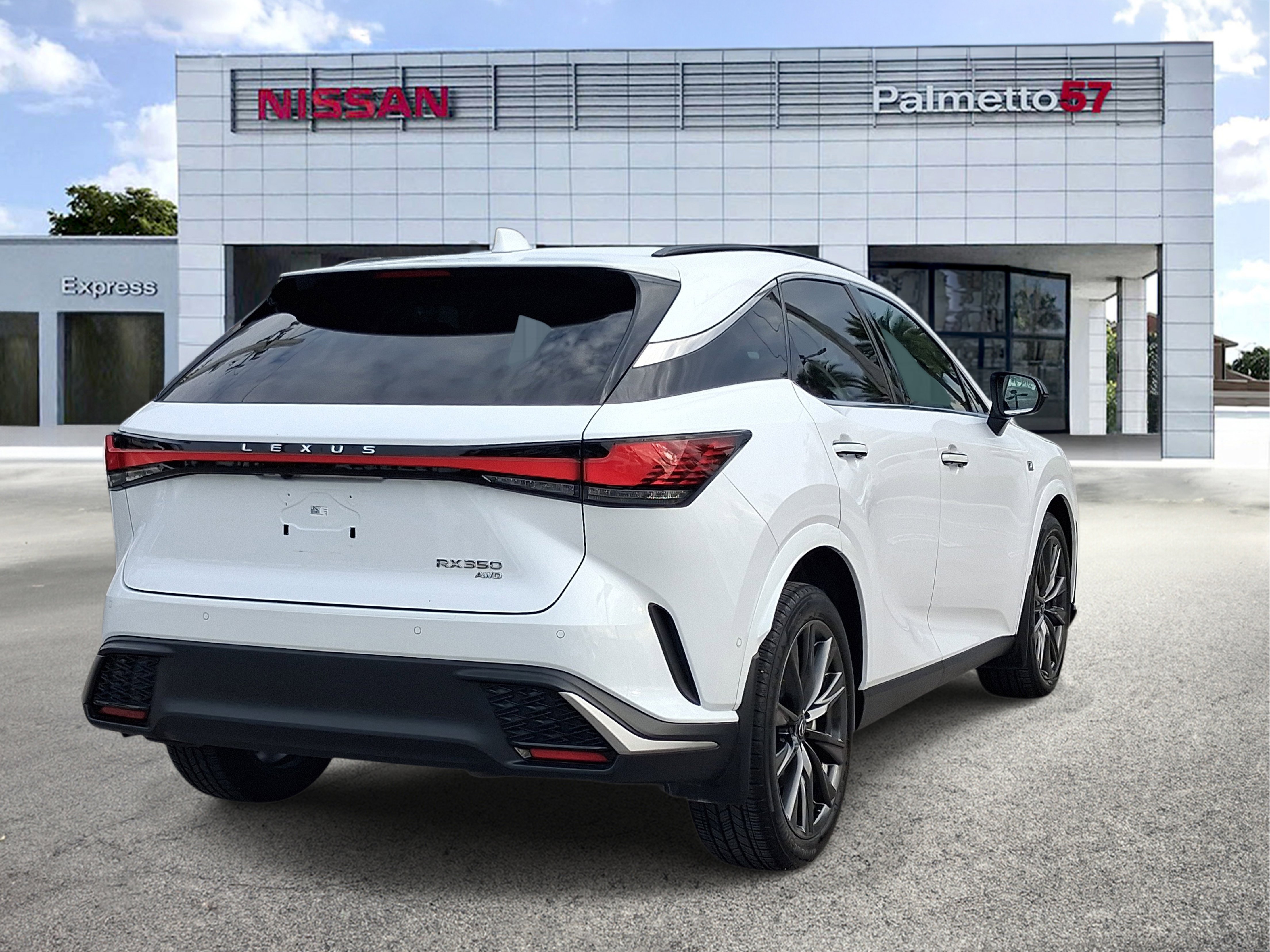 Used 2024 White Lexus 350 F Sport Handling image 6