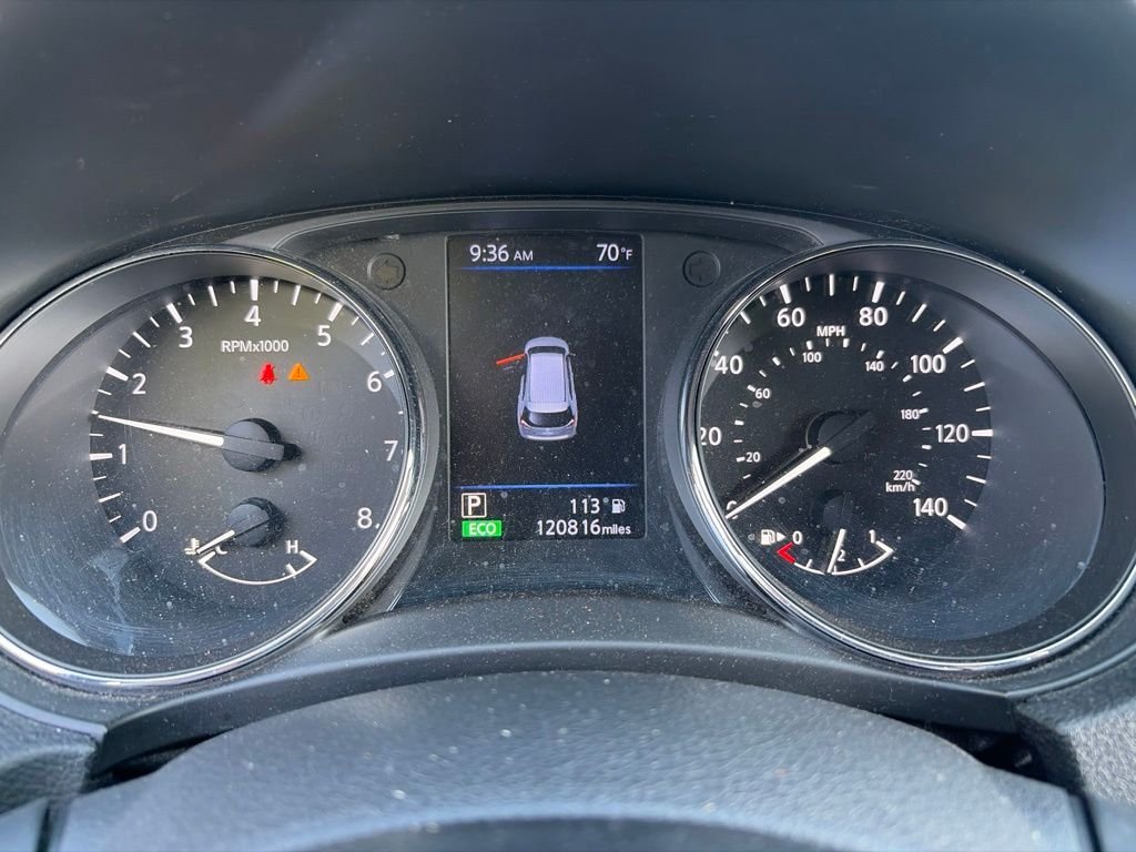 Used 2019 Pearl White Nissan SV image 18