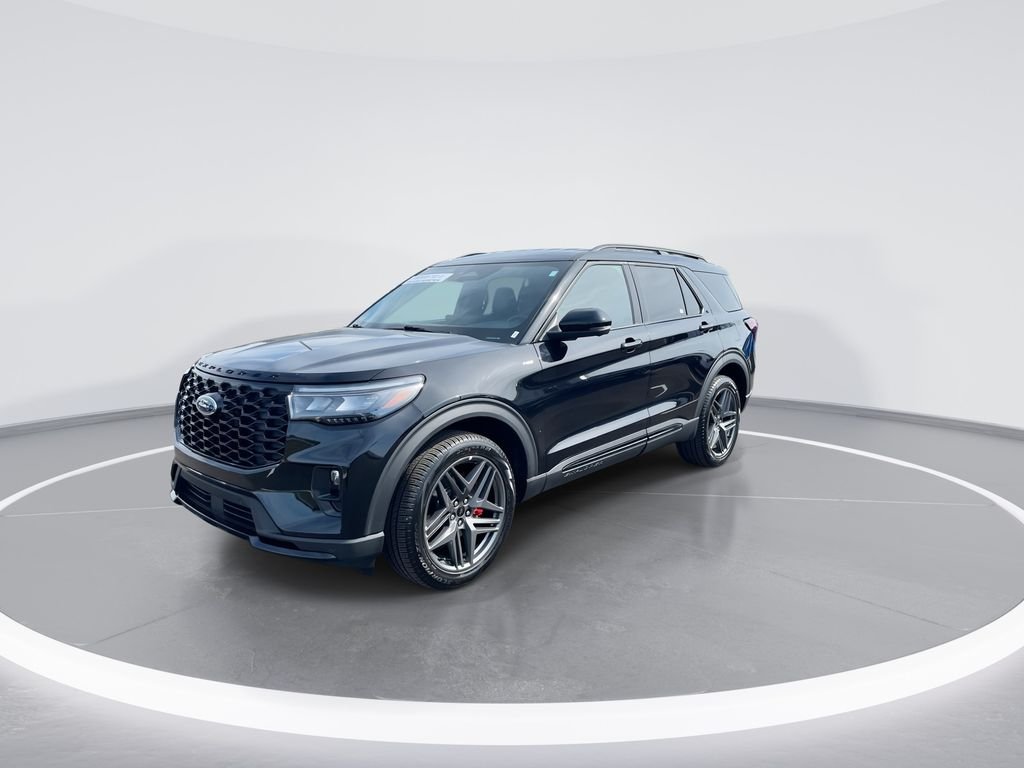 Certified Used 2025 Black Ford ST-Line image 4