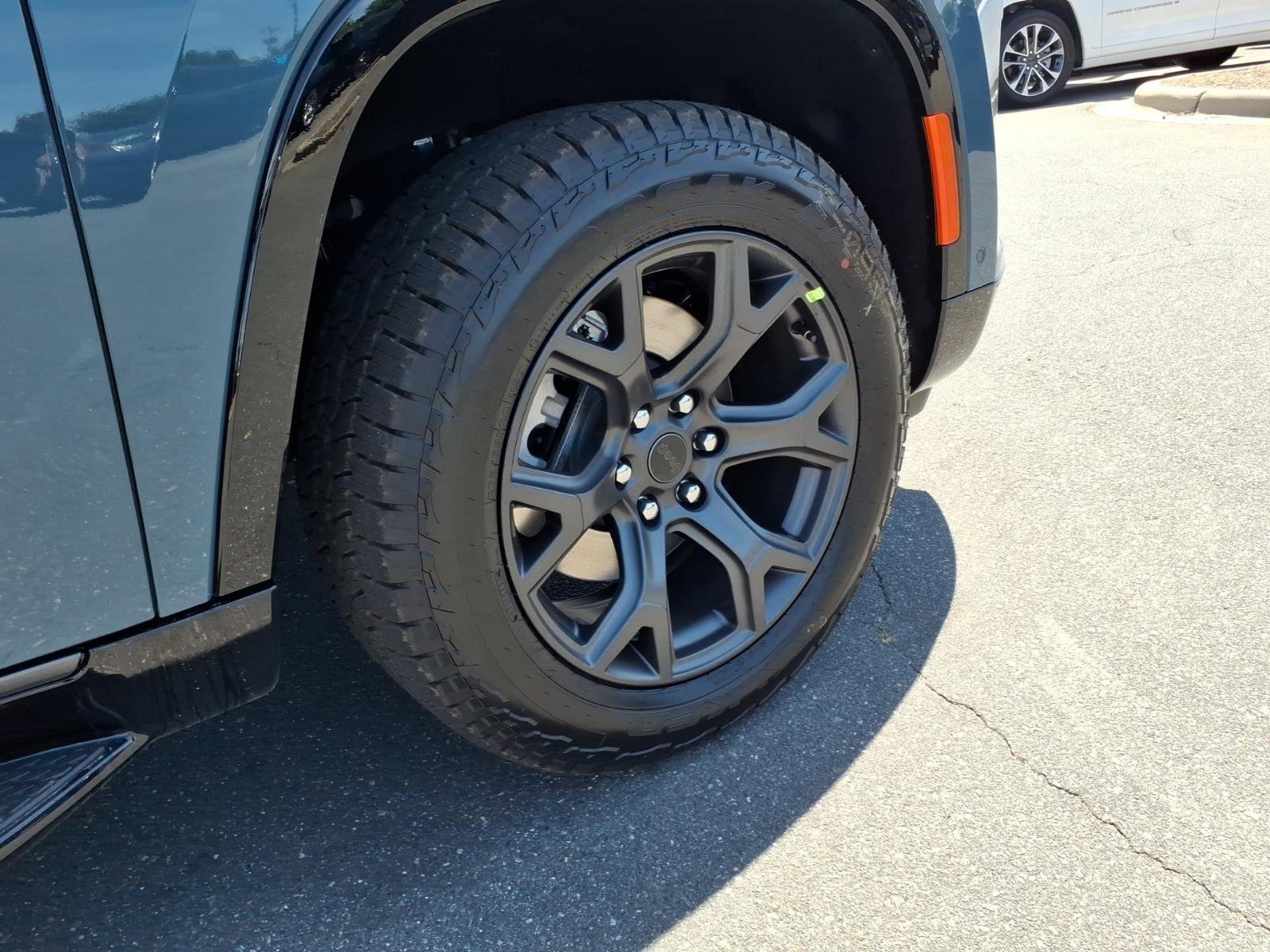New 2026 Steel Blue Exterior Paint Jeep Upland image 13