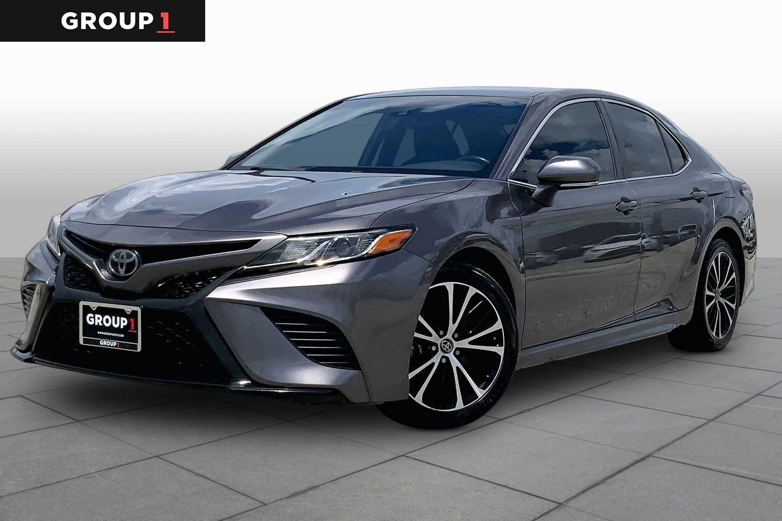2019 Toyota Camry SE