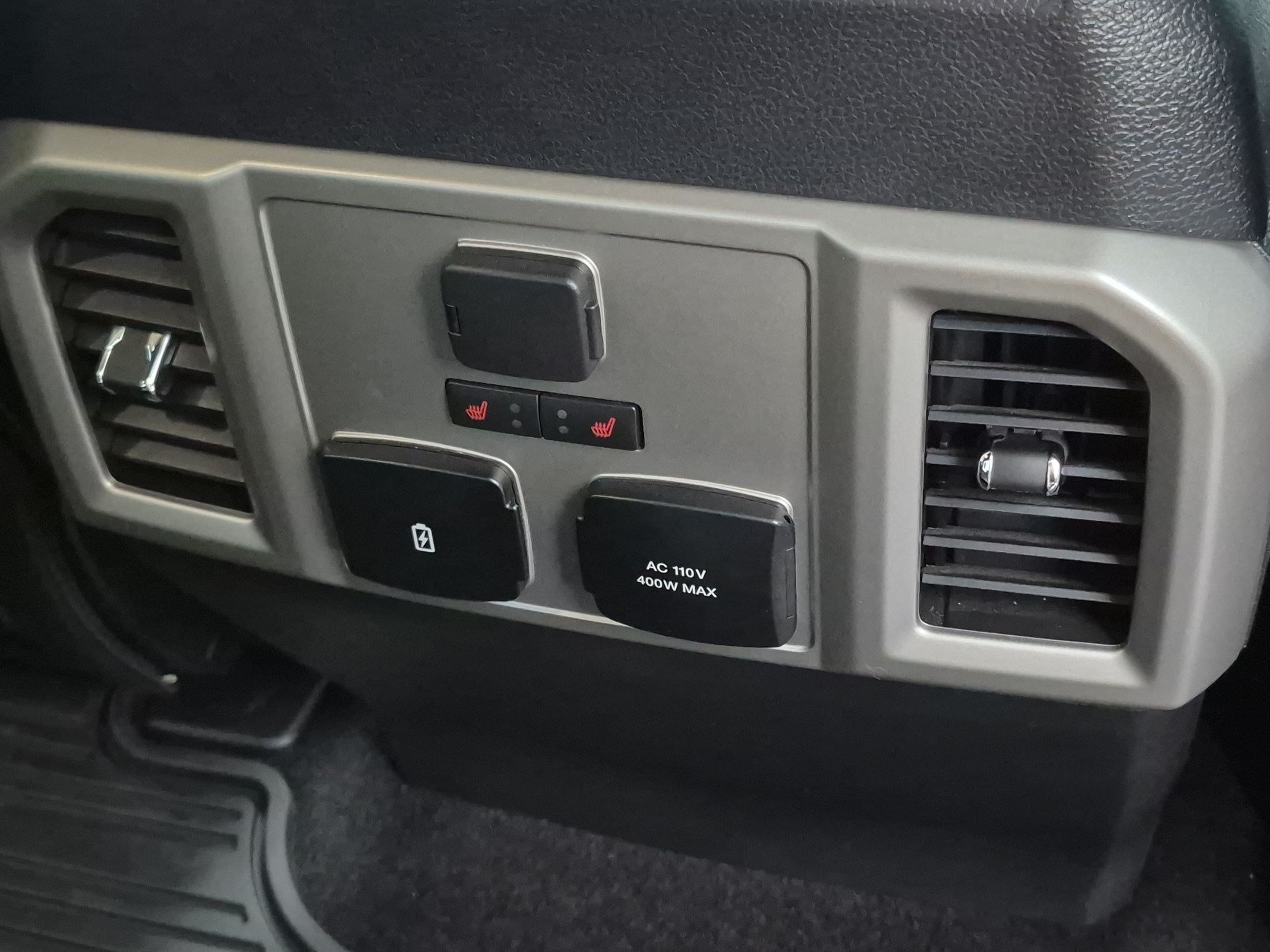 Used 2019 Red Ford LARIAT image 28
