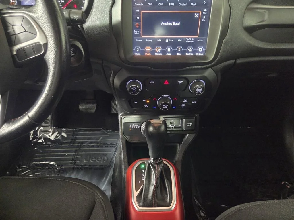 Used 2020 Glacier Metallic Clearcoat Jeep Trailhawk image 13