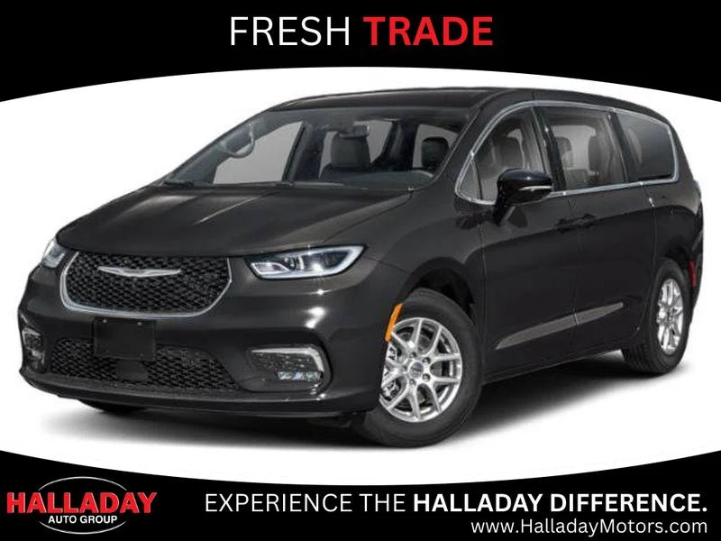 2025 Chrysler Pacifica Select's photo