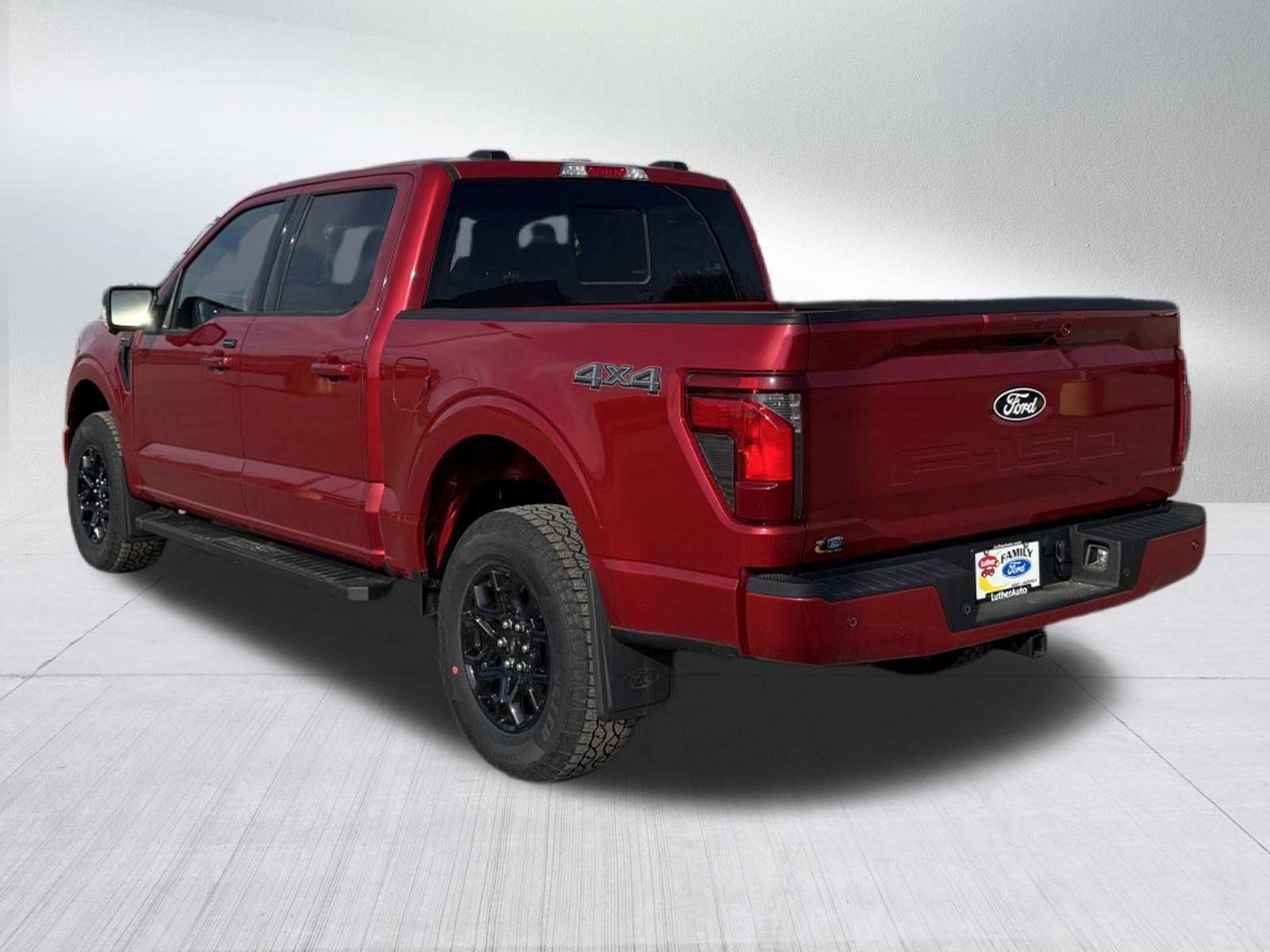 New 2025 Rapid Red Metallic Tinted Clearcoat Ford XLT image 4