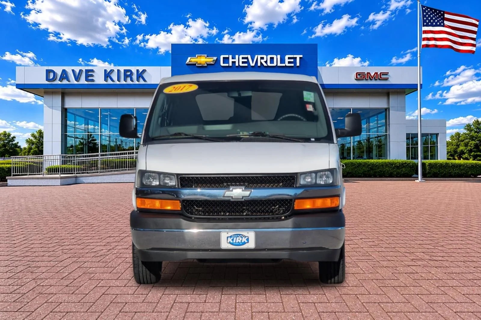 Used 2017 SUMMIT WHITE Chevrolet LT image 8
