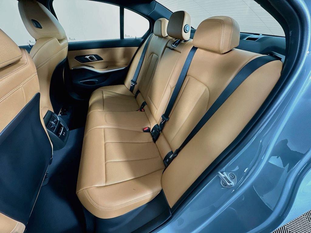 New 2026 Brooklyn Grey Metallic BMW 330i xDrive image 17