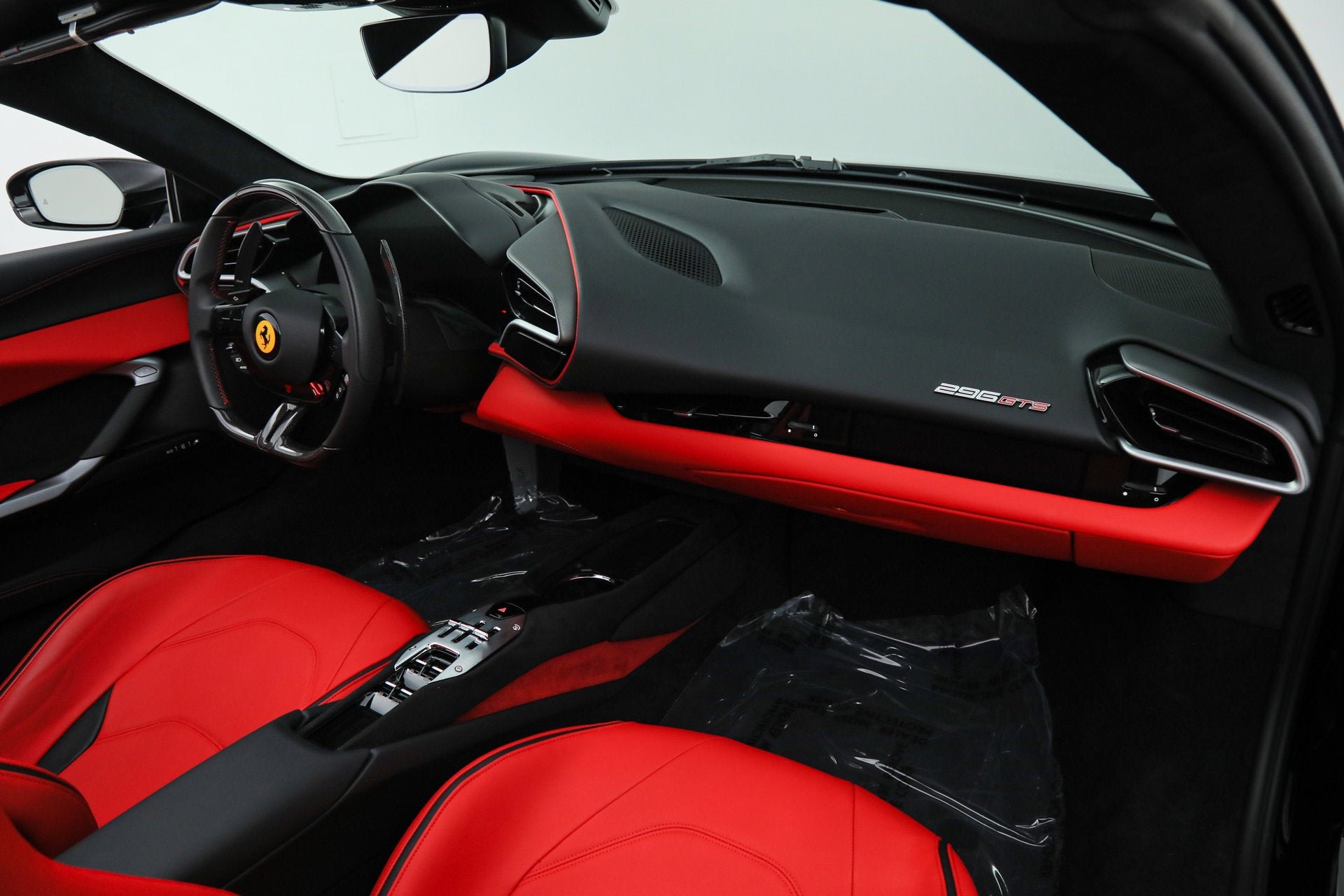 Certified Used 2025 Nero Ferrari  image 40