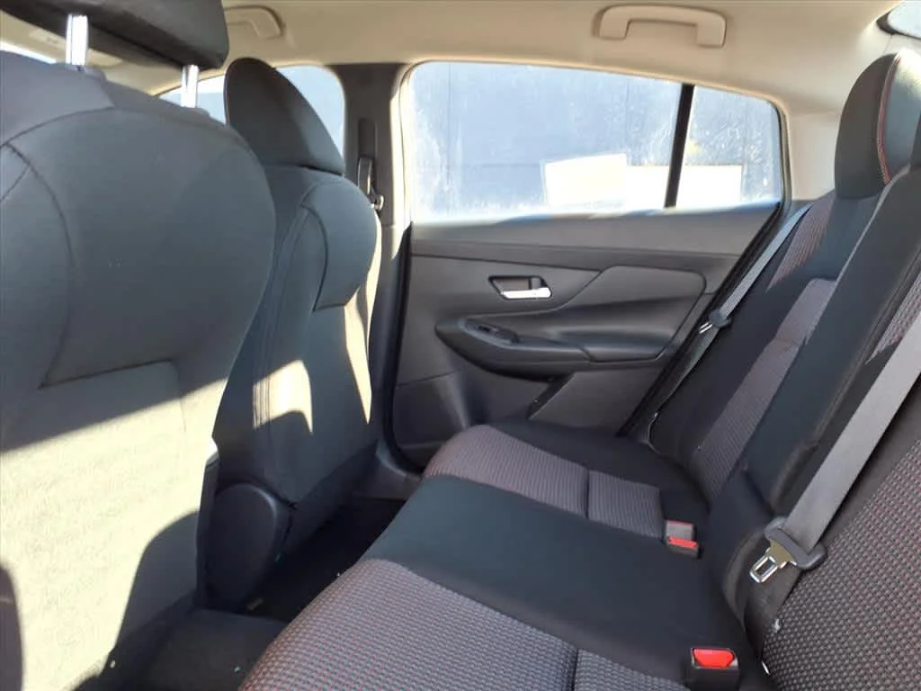 New 2026 Atlantic Gray Metallic Nissan SR image 5