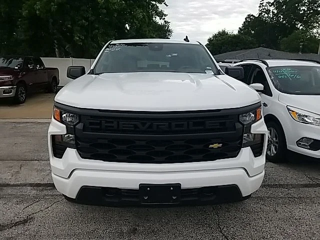 Used 2026 White Chevrolet Custom image 10