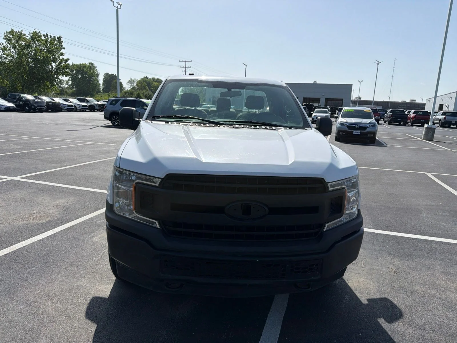 Used 2018 White Ford XL image 10