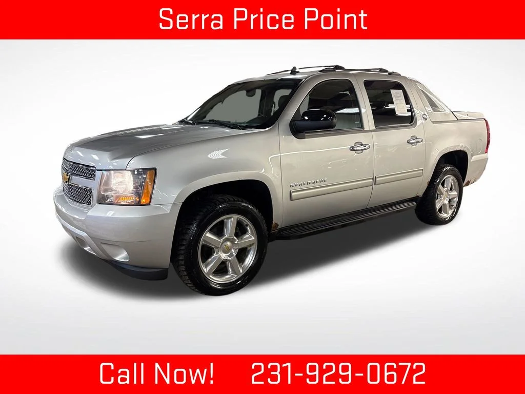Used 2013 Silver Chevrolet LT image 1