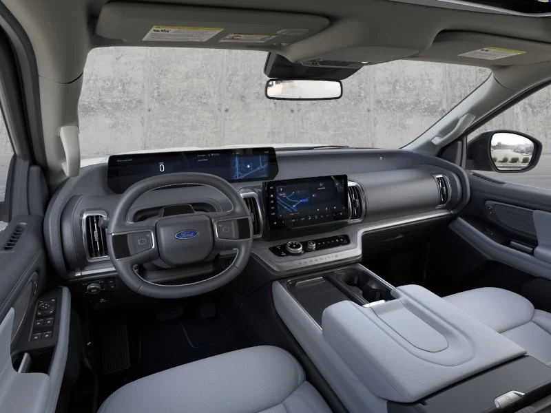 New 2026 Star White Metallic Tri-Coat Ford MAX Platinum® image 32