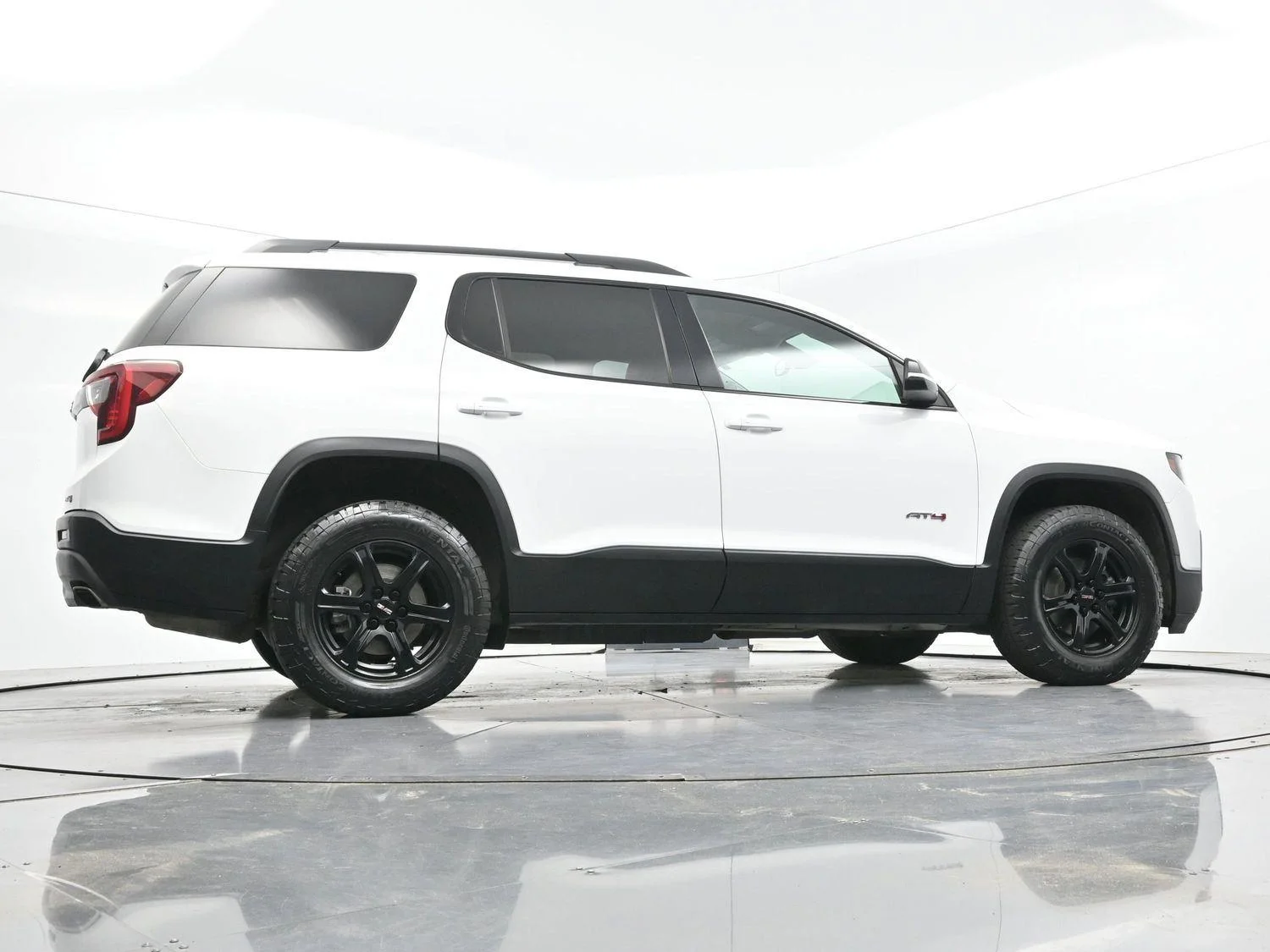 Used 2023 Summit White GMC AT4 image 51