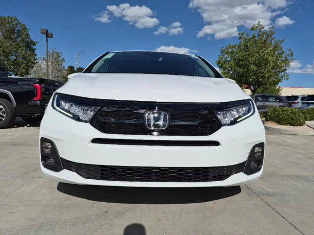 New 2027 Platinum White Pearl Honda Touring image 5