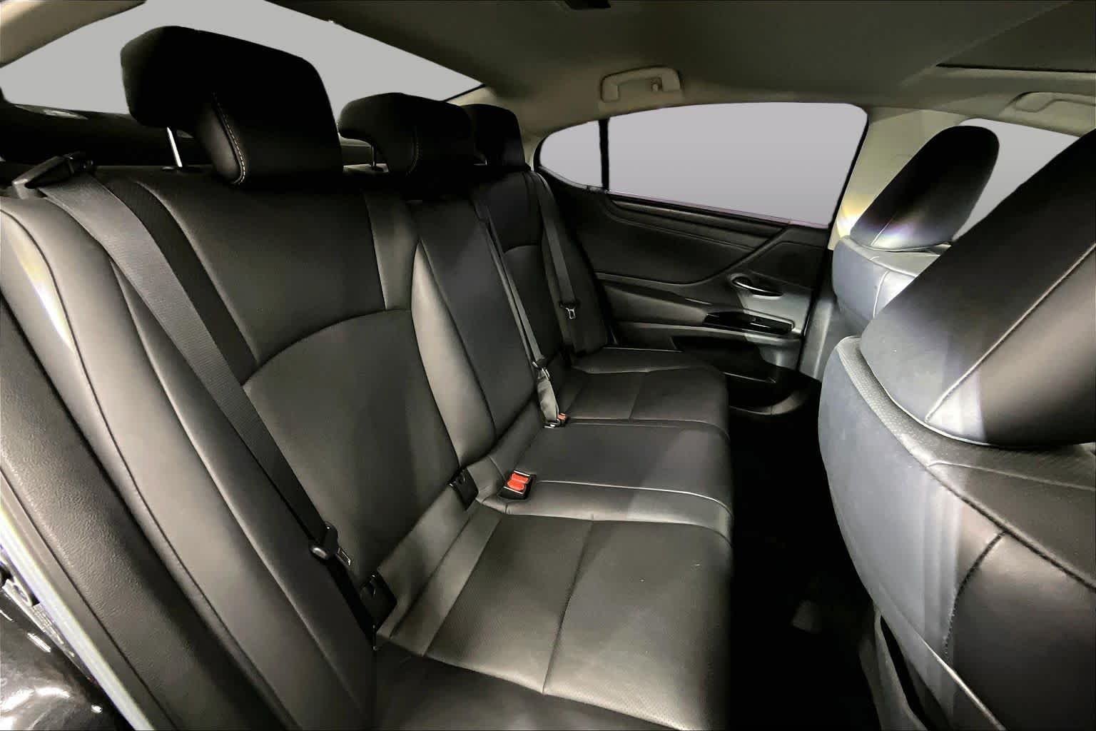 Certified Used 2025 Caviar Lexus  image 21