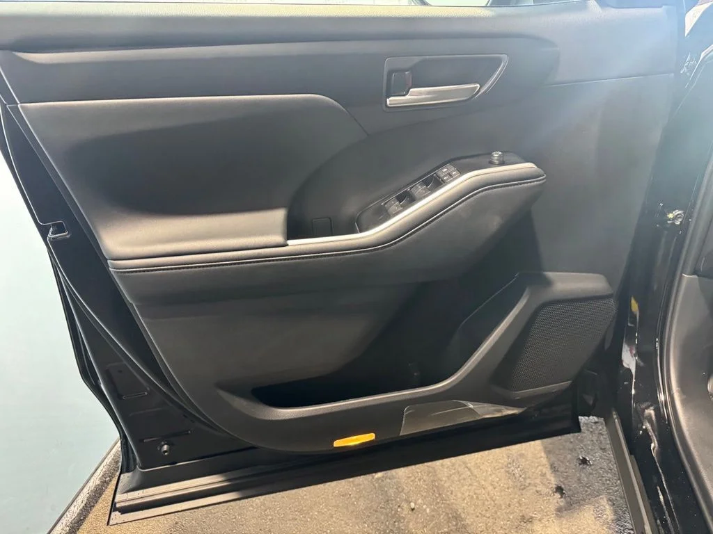 New 2026 Black Toyota XLE image 34