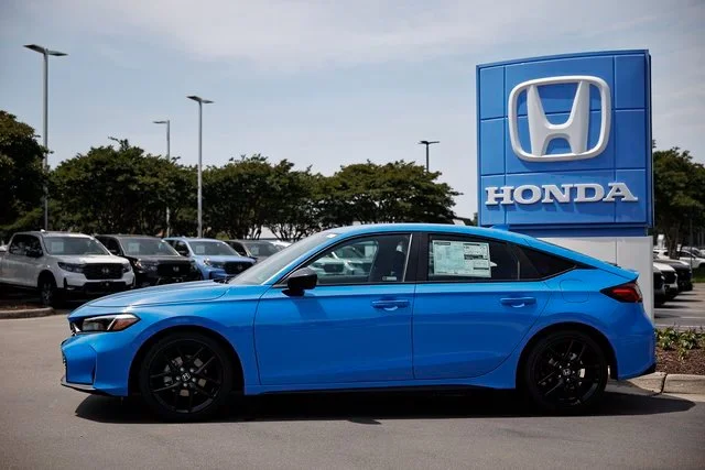 New 2026 Boost Blue Pearl Honda Sport image 4
