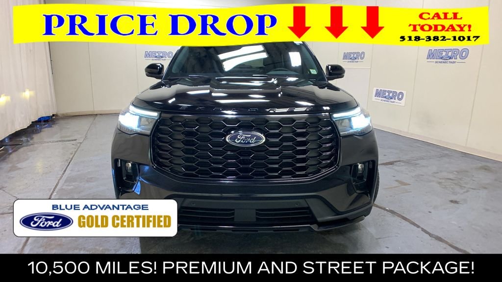 Certified Used 2025 Black Metallic Ford ST-Line image 8