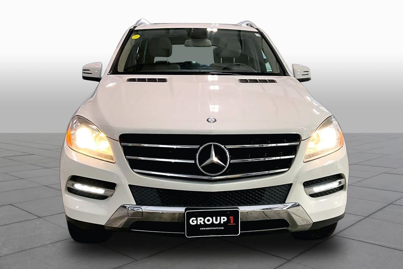 Used 2012 Arctic White Mercedes-Benz ML 350 image 4
