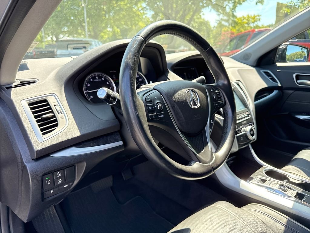 Used 2020 Silver Acura 3.5L Technology Pkg image 12