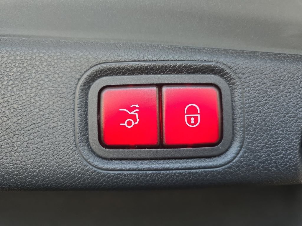 Certified Used 2022 Silver Mercedes-Benz E 350 image 15