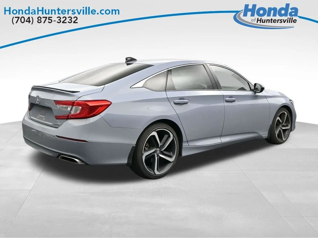 Used 2022 Sonic Gray Pearl Honda Sport image 8