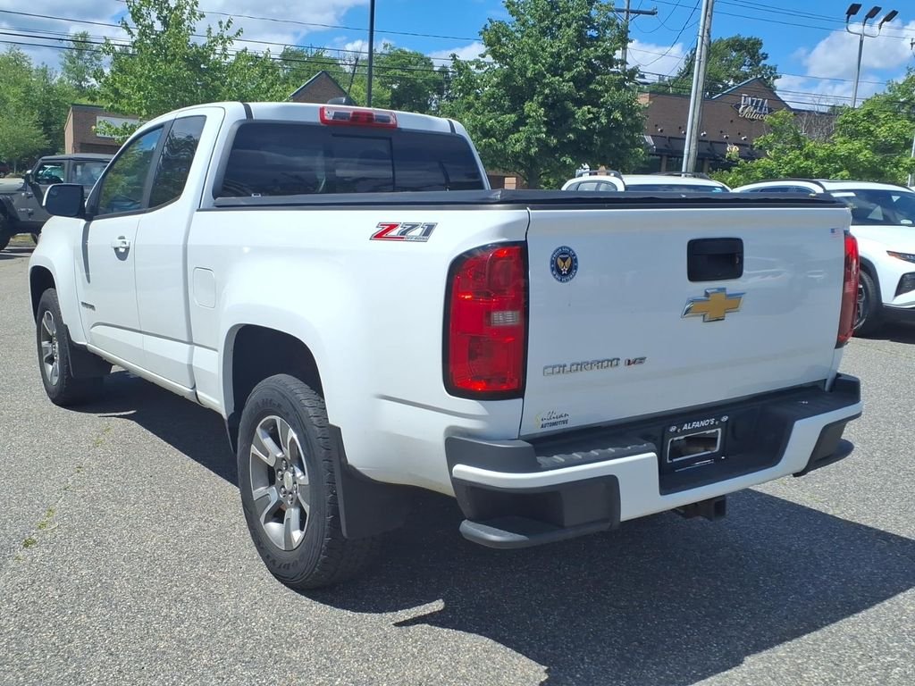 Used 2018 White Chevrolet Z71 image 5