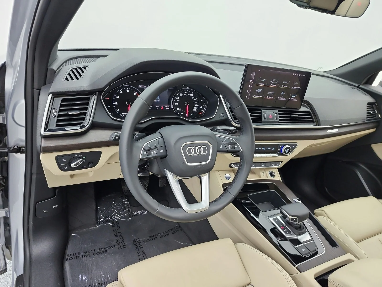 Used 2023 Florett Silver Metallic Audi S line Premium 45 TFSI quattro image 9
