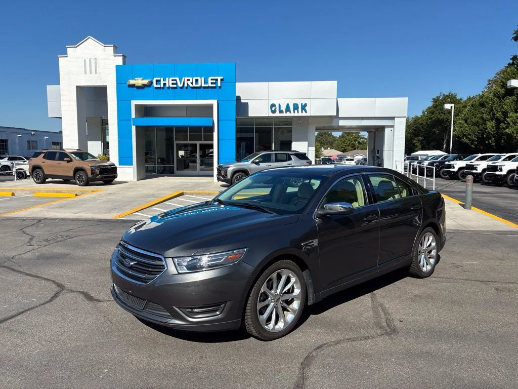 2016 Ford Taurus