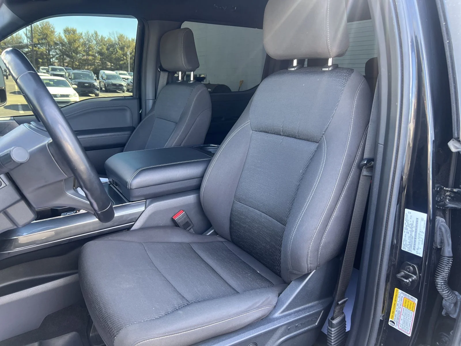 Used 2022 Black Metallic Ford XLT image 11