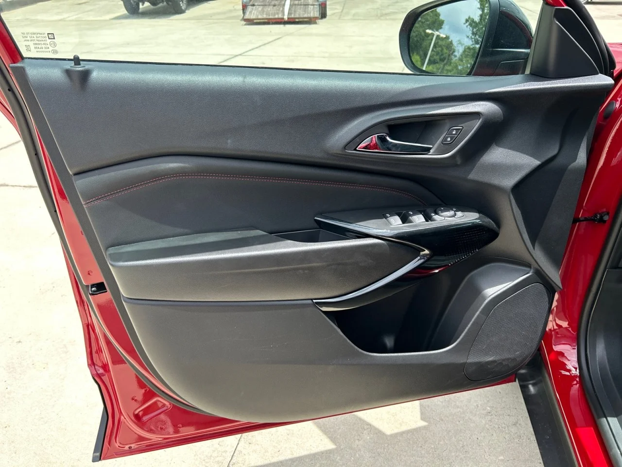2026 Chevrolet Trax RS - Photo 10