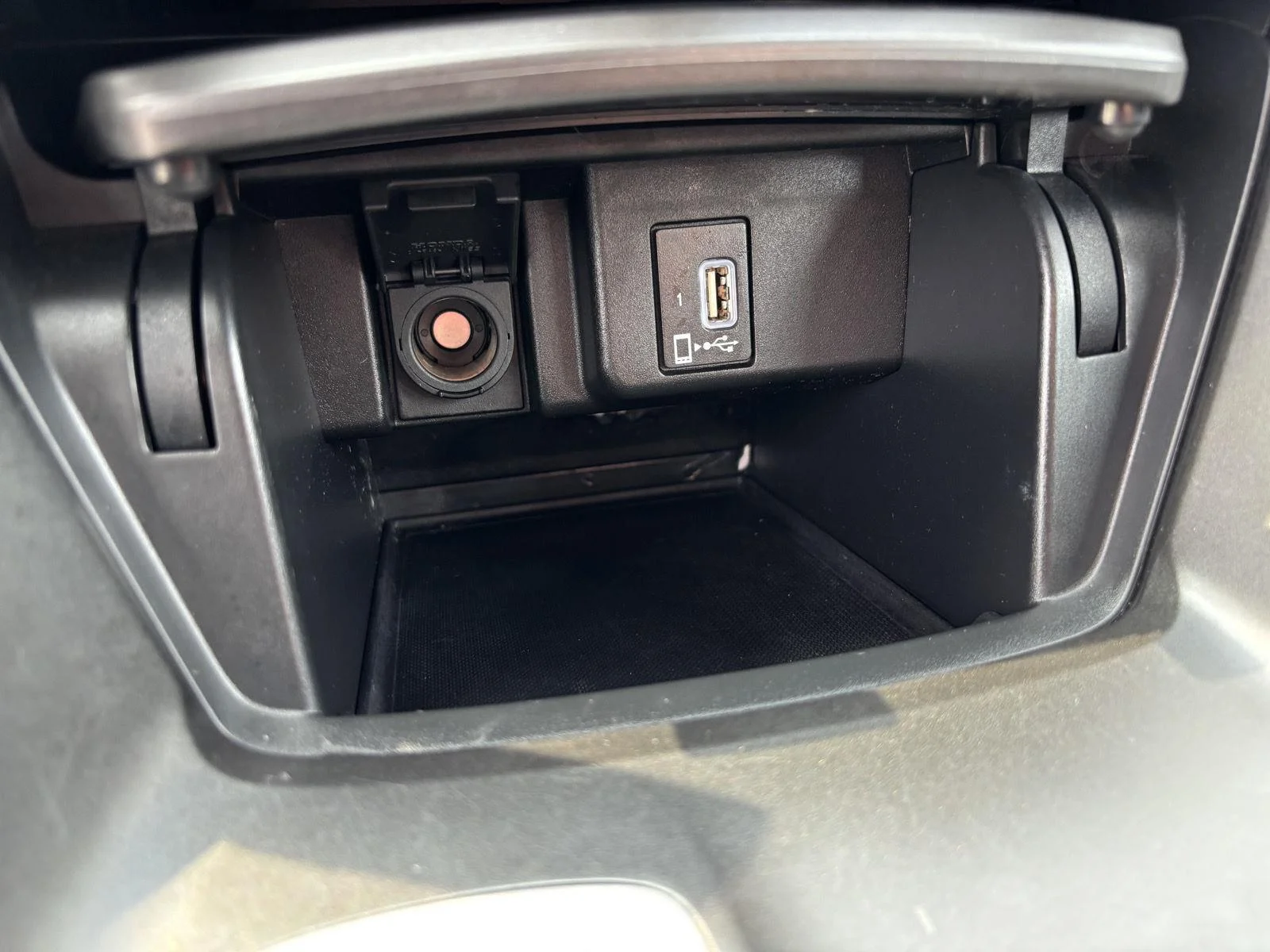 Used 2020 Platinum White Pearl Honda EX-L image 29