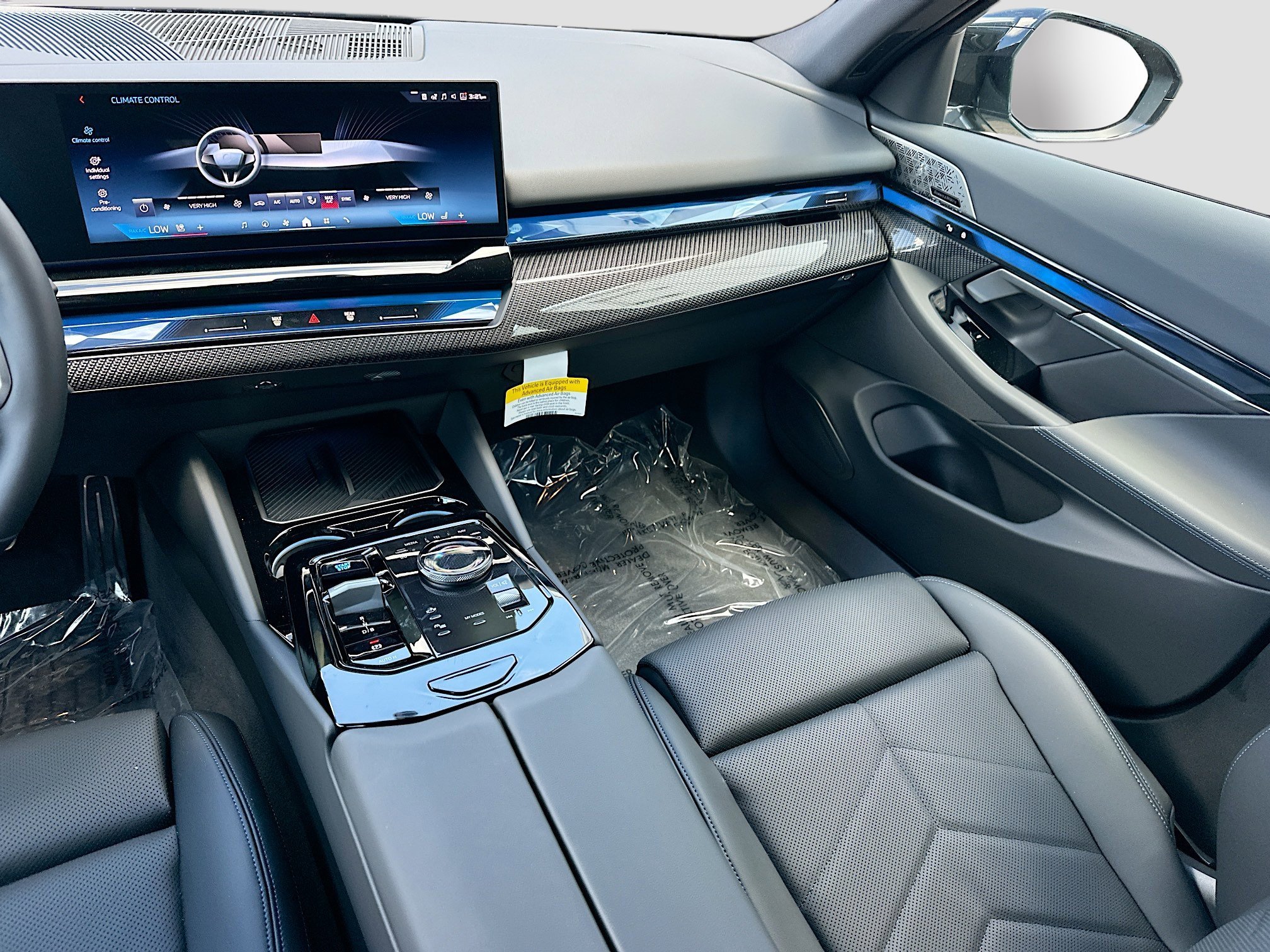 New 2026 Black Sapphire Metallic BMW M60 image 17