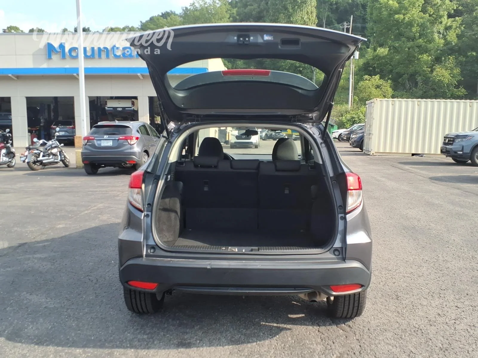 Used 2022 Modern Steel Metallic Honda LX image 21