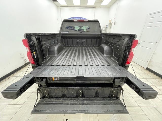 2023 Chevrolet Silverado 1500 RST - Photo 15