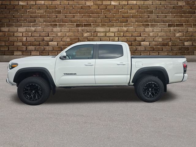2023 Toyota Tacoma TRD Pro Double Cab photo 2