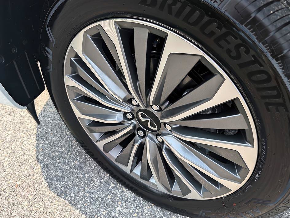 2026 INFINITI QX80 Luxe - Photo 8